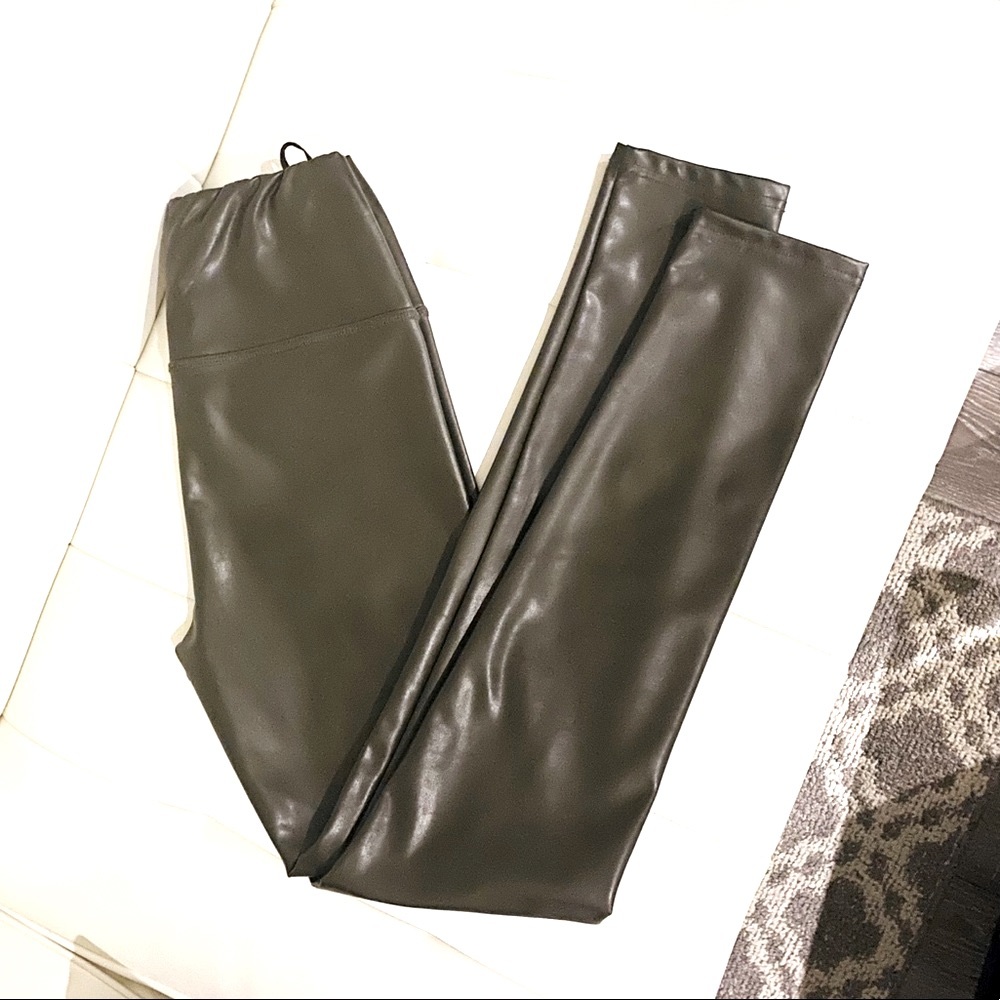 NEW JEAN MACHINE Leggings